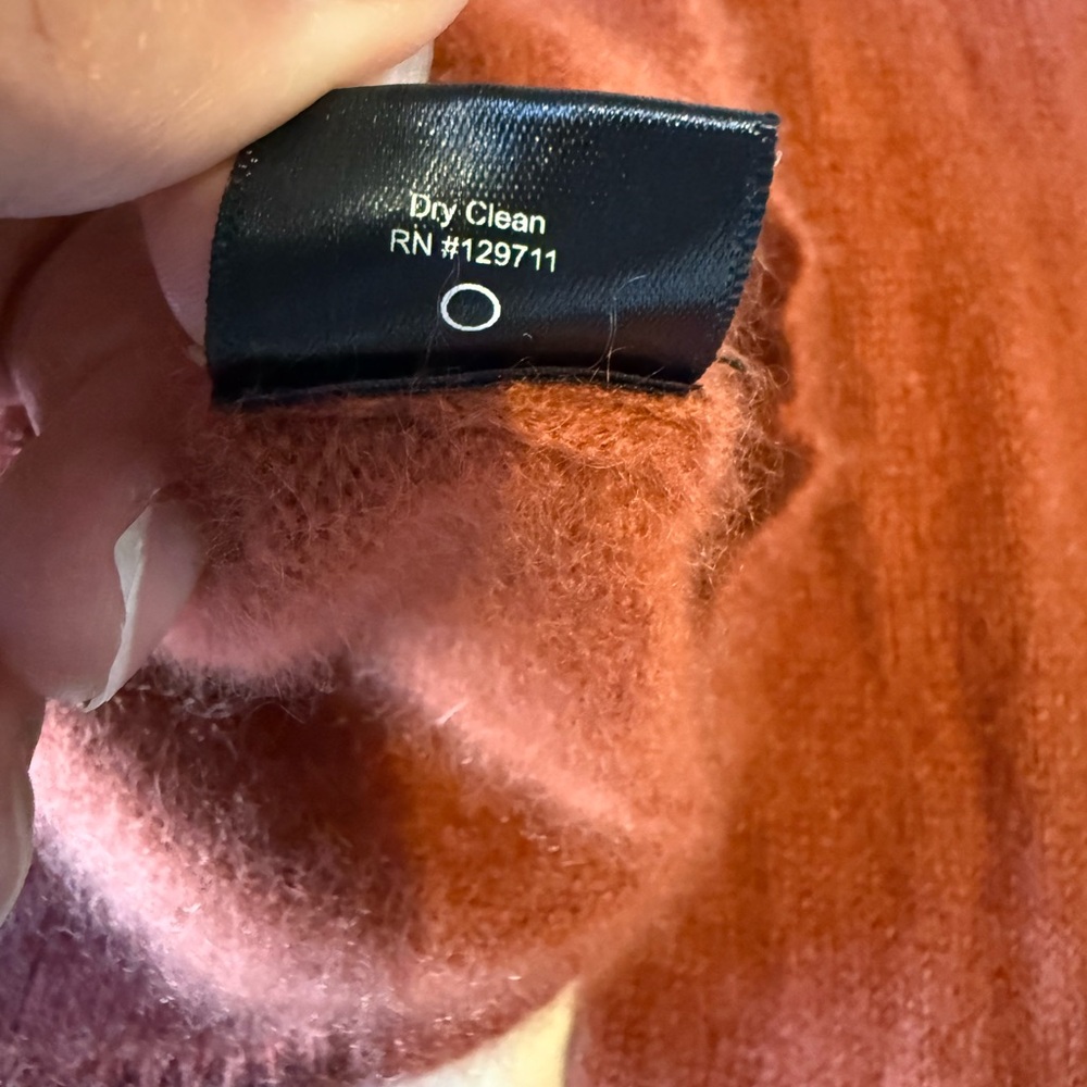 Jenni Kayne Terracotta V-Neck Sweater - Picture 6 of 6